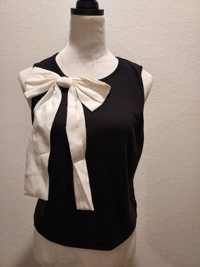 SHEIN Black Sleeveless Tank with Ivory Side Bow